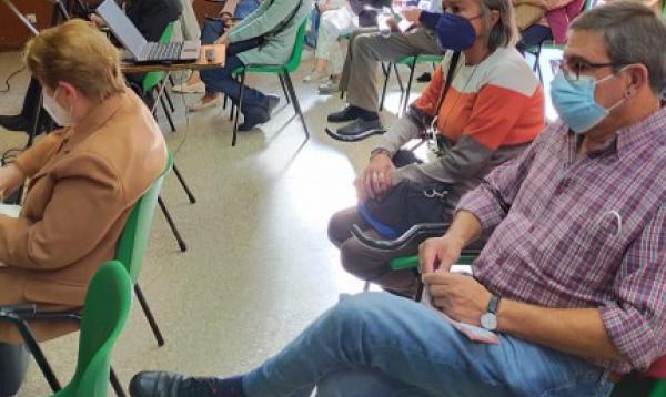  VOLUNTARIOS Y VOLUNTARIAS QUE HACEN QUE “SURJA LA LUZ” PARA LAS PERSONAS SIN HOGAR