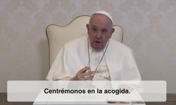 video-del-papa-marginados-acogida