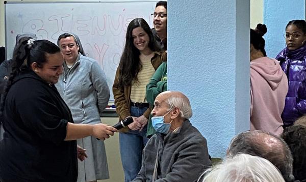 encuentro-mayores-soledad-no-deseada-vicaria2-caritas