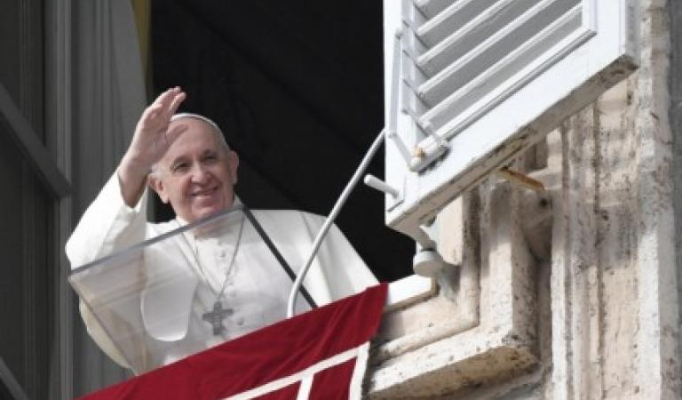  EL PAPA NOS ANIMA A TENER ENCENDIDO LA LÁMPARA DEL CORAZÓN Y ‘ESTAR ATENTOS’