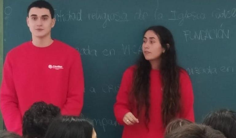 jovenes-sensibilizacion-centros-educativos-caritas-vicaria5