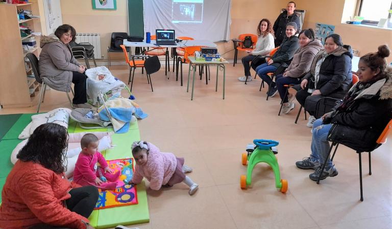 madres-situacion-irregular-apoyo-caritas-madrid