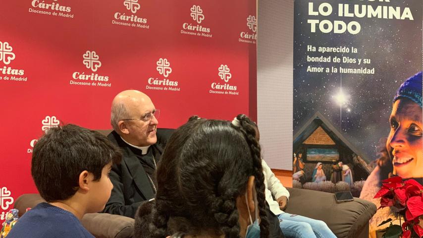 entrevista-cardenal-carlos-osoro-niños-caritas-madrid_10