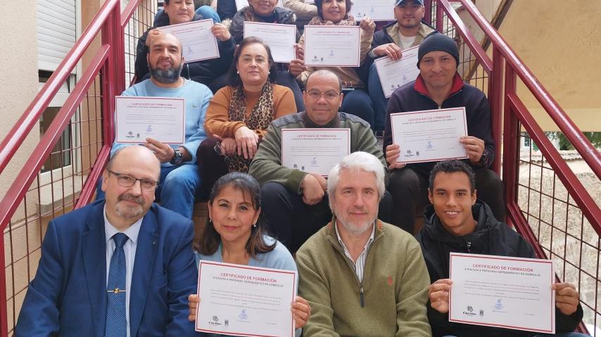 formacion-puerta-empleo-cuidado-mayores-caritas-madrid_2