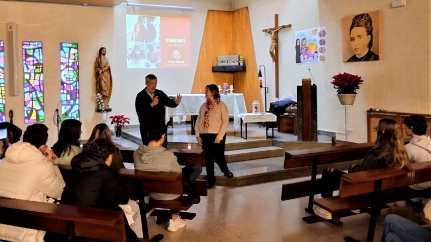 colegio-pureza-maria-visita-obras-exclusion-caritas-madrid