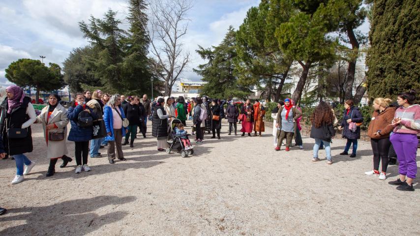 dia mujer cañada caritas madrid