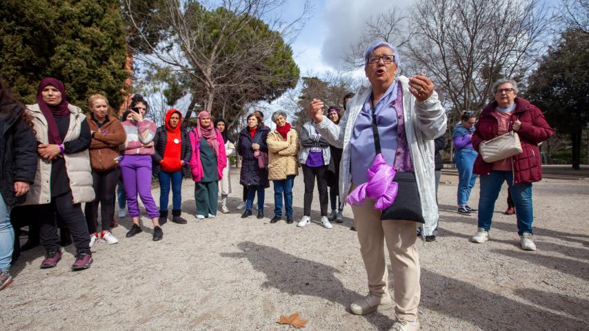 dia mujer cañada caritas madrid