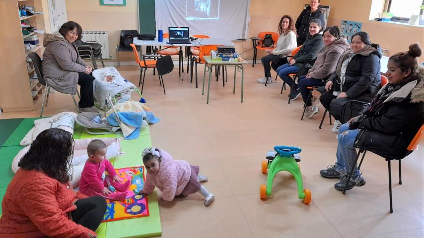 madres-situacion-irregular-apoyo-caritas-madrid 3