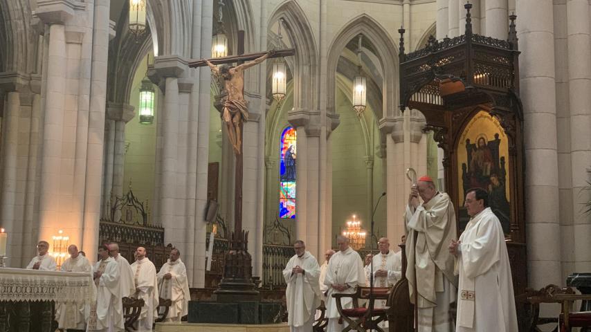 cardenal osoro con Cáritas Madrid-euaristia-dia-caridad-11