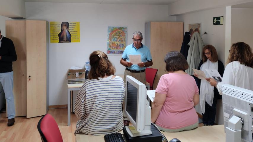 caritas-oracion-paz-tierra-santa-vicaria8