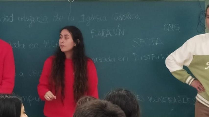 jovenes-sensibilizacion-centros-educativos-caritas-vicaria5-2